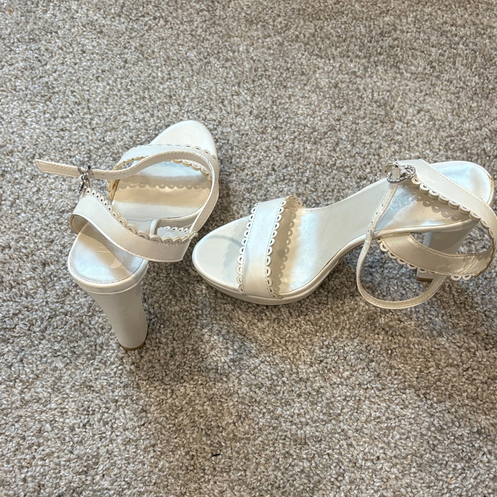 Elegant Ivory Women's Heels